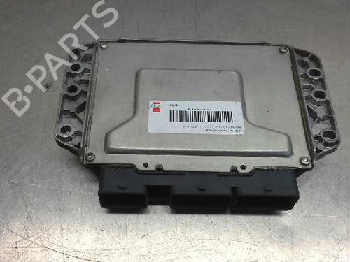 Used Engine control unit (ECU) RENAULT SCÉNIC II (JM0/1_) 1.6 16V (JM1R) (112 hp) 853066