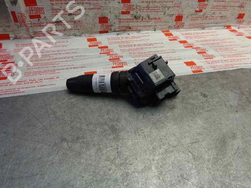 Used Headlight switch NISSAN ALMERA II Hatchback (N16) [2000-2025]  1359325