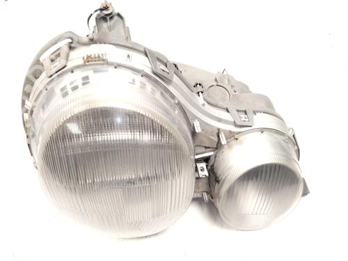 Used Right headlight MERCEDES-BENZ E-CLASS (W210) E 290 Turbo-D (210.017) (129 hp) 23093804