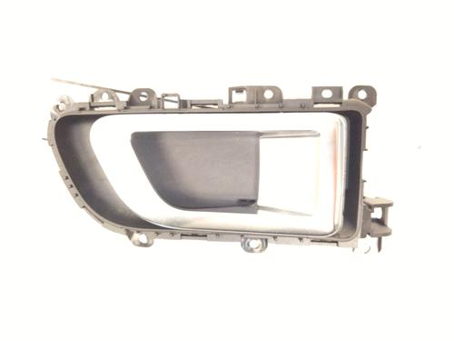 Used Rear right interior door handle LAND ROVER DISCOVERY SPORT (L550) 2.0 D (150 hp) 22738143