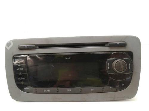 Radio SEAT IBIZA IV (6J5, 6P1)  | BP2834968E6 