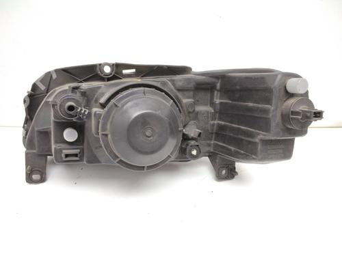 Right headlight PEUGEOT 106 II (1A_, 1C_)  | BP24037683C29 