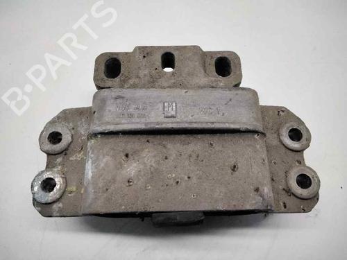 Used Engine mount VW CADDY II Box Body/MPV (9K9A) [1995-2004]  14312916
