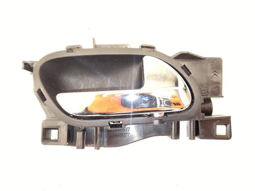 Used Front right interior door handle PEUGEOT 5008 (0U_, 0E_) 1.6 16V (120 hp) 23876679