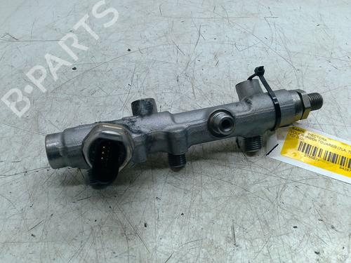 Rail D'Injecteurs VW TOUAREG (7LA, 7L6, 7L7) 3.0 V6 TDI (225 hp) 32361517