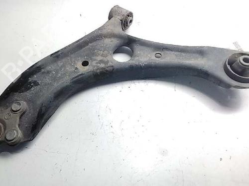 Used Left front suspension arm KIA SPORTAGE IV (QL, QLE) 1.6 GDI (132 hp) 10733402