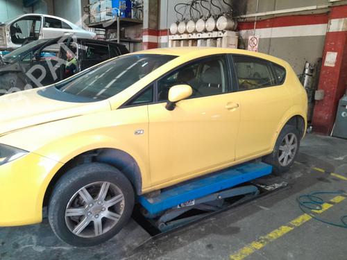 Left front window motor SEAT LEON (1P1)  | BP17955434E21 