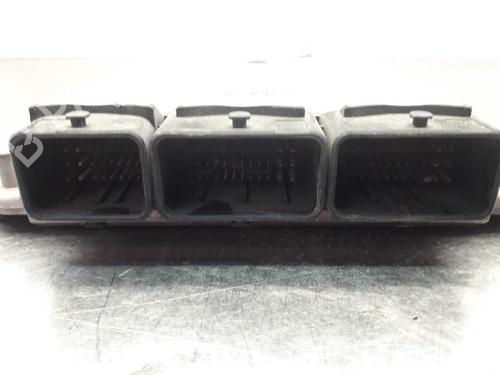 Engine control unit (ECU) RENAULT TRAFIC Van (T_, P_, V_)  | BP5234894M57 