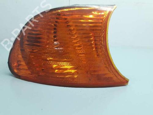 Used Right front indicator Right front indicator 5265792 5265792