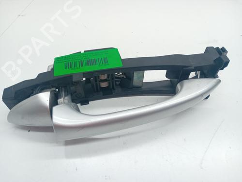Used Rear left exterior door handle MERCEDES-BENZ C-CLASS (W203) C 180 Kompressor (203.046) (143 hp) 17570384