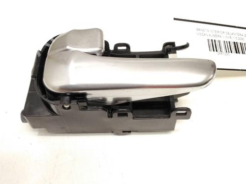 Used Front left interior door handle NISSAN ALMERA II (N16) 1.5 (90 hp) 25225569