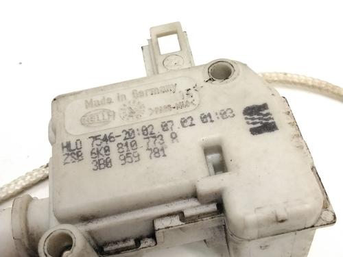 Fuel door actuator SEAT IBIZA II (6K1) 1.6 i | BP18844649E18 