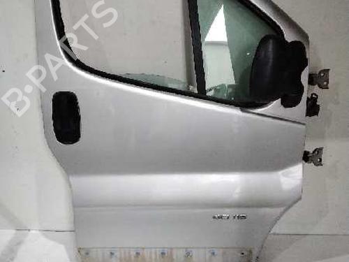 Used Left front door NISSAN PRIMASTAR Van (X83) 2.0 dCi 115 (114 hp) 8686370