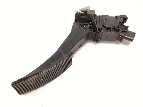 Used Pedal Pedal 30003144 30003144