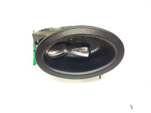Used Right rear window switch Right rear window switch 17493935 17493935