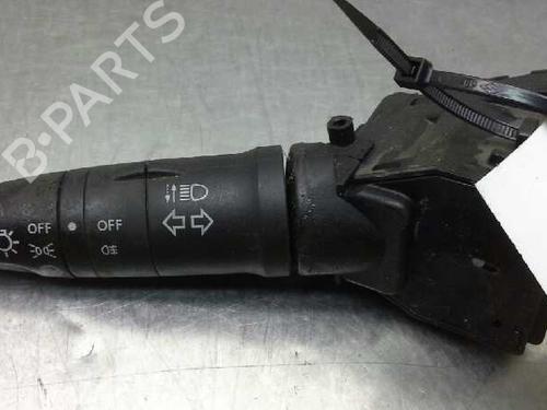 Used Steering column stalk NISSAN X-TRAIL I (T30) 2.2 dCi (136 hp) 2136513