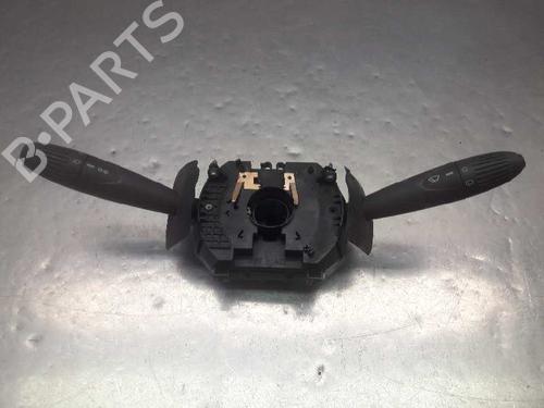 Used Headlight switch FIAT DOBLO MPV (119_, 223_) 1.9 JTD (105 hp) 10298158