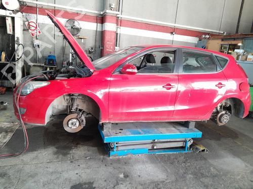 Right front steering knuckle HYUNDAI i30 (FD) 1.6 CRDi | BP32266960M26 