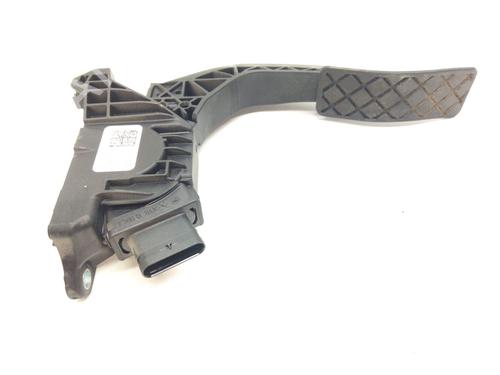 Used Pedal Pedal 17060153 17060153
