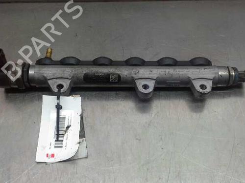 Used Injection rail OPEL VIVARO A Van (X83) 2.0 CDTI (F7) (114 hp) 1620082
