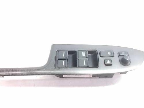 Used Left front window switch NISSAN PRIMERA Hatchback (P12) [2002-2025]  12092647
