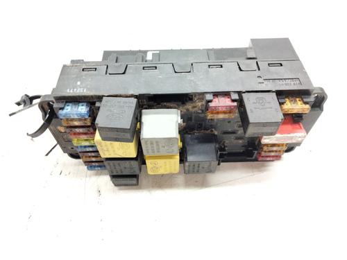 Used Fuse box MERCEDES-BENZ CLK (C209) [2002-2010]  21668179