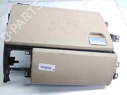 Used Glove box LAND ROVER DISCOVERY III (L319) 2.7 TD 4x4 (190 hp) 16434186