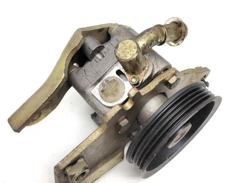 Used Steering pump NISSAN ALMERA TINO (V10) 2.0 (136 hp) 25225475