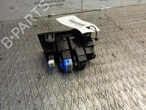 Headlight switch NISSAN CABSTAR (F24M, F24W) 35.15 DCI, 45.15 DCI 3.0 (F24M) | BP11682118I24 