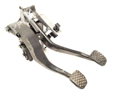 Used Break pedal BMW 3 (E90) 318 d (143 hp) 24363207