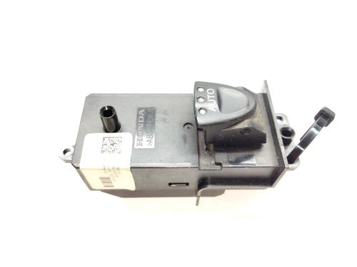 Used Right front window switch HONDA CIVIC VIII Hatchback (FN, FK) 2.2 CTDi (FK3) (140 hp) 17633426