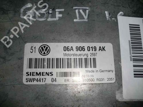 Engine control unit (ECU) VW GOLF IV (1J1) 1.8 | BP185769M57 