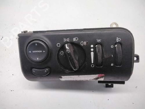 Used Headlight switch CHRYSLER VOYAGER / GRAND VOYAGER III (GS_, NS_) [1992-2001]  1359598