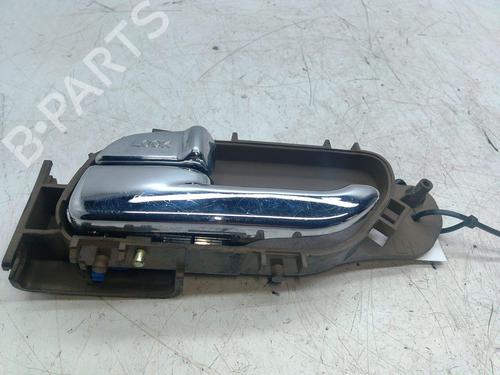 Used Front left interior door handle Front left interior door handle 31805106 31805106