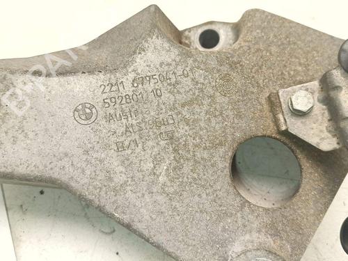 Engine mount BMW 3 Touring (E91) 320 d | BP36992414M89 - Image 2