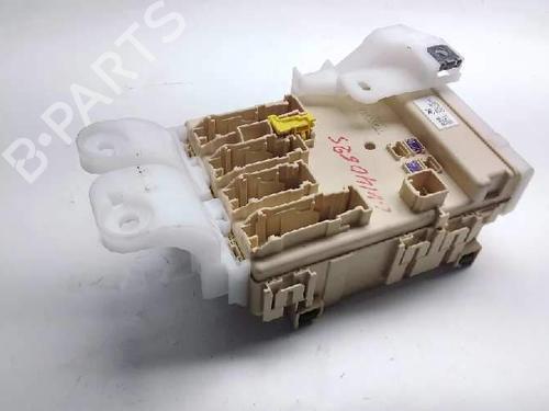 fuse-box-toyota-auris-_e18_-63583366-2012-2013-2014-2015-2016-2017-2018-11638854 main image