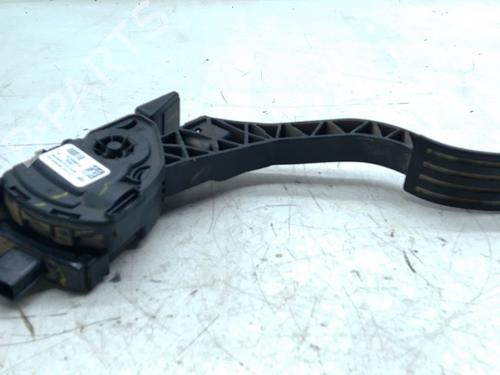 Used Pedal FORD KUGA II (DM2) 2.0 TDCi (120 hp) 30832954