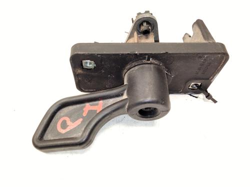 Used Interior handle FIAT DOBLO Cargo (263_) 1.6 D Multijet (263WXD1B, 263WXR1B, 263WXX1B, 263ZXD1B,... (105 hp) 30636031