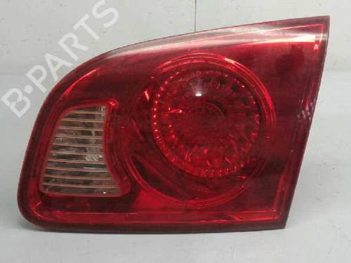 right-tailgate-light-hyundai-santa-fe-i-sm-2000-2001-2002-2003-2004-2005-2006-11638391 main image