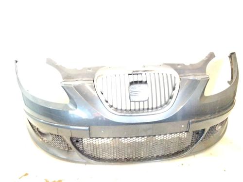 Used Front bumper SEAT ALTEA XL (5P5, 5P8) 2.0 TDI 16V (140 hp) 26017316