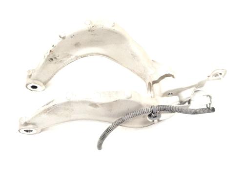 Used Right front suspension arm VOLVO XC60 II (246) B4 Mild-Hybrid (197 hp) 30464031