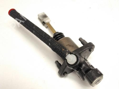 Used Clutch slave cylinder SEAT INCA (6K9) 1.6 i (75 hp) 25226145