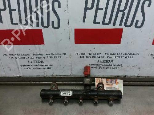 Used Injection rail PEUGEOT 407 SW (6E_, 6D_) [2004-2011]  1621182