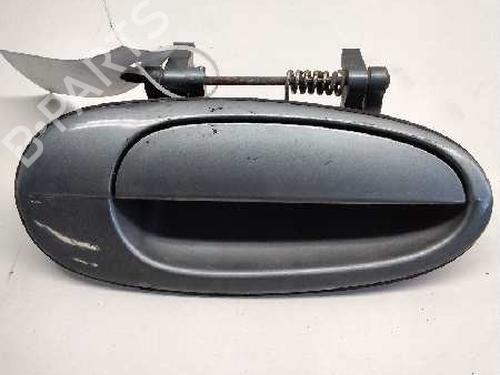 Used Rear right exterior door handle DAEWOO EVANDA (KLAL) [2002-2025]  8323088