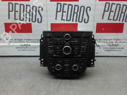 Used Radio OPEL ASTRA J (P10) [2009-2016]  223917