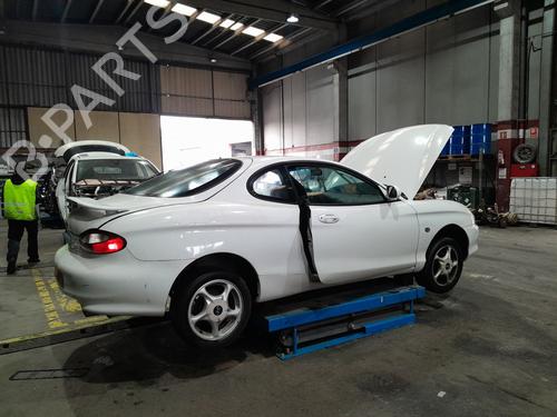 Left front window switch HYUNDAI COUPE I (RD) 1.6 i 16V | BP20854734I27 