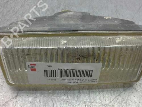 Used Right front fog light SUZUKI SAMURAI Closed Off-Road Vehicle (SJ_) 1.3 (SJ 413) (71 hp) 223518