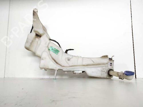 Used Windscreen washer tank FORD KUGA I 2.0 TDCi (136 hp) 13379411