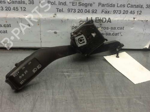 Used Steering column stalk Steering column stalk VW JETTA III (1K2) 1.9 TDI (105 hp) 1360134 1360134