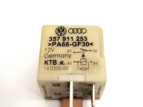 Module électronique AUDI A3 (8L1) 1.6 (102 hp) 18243423